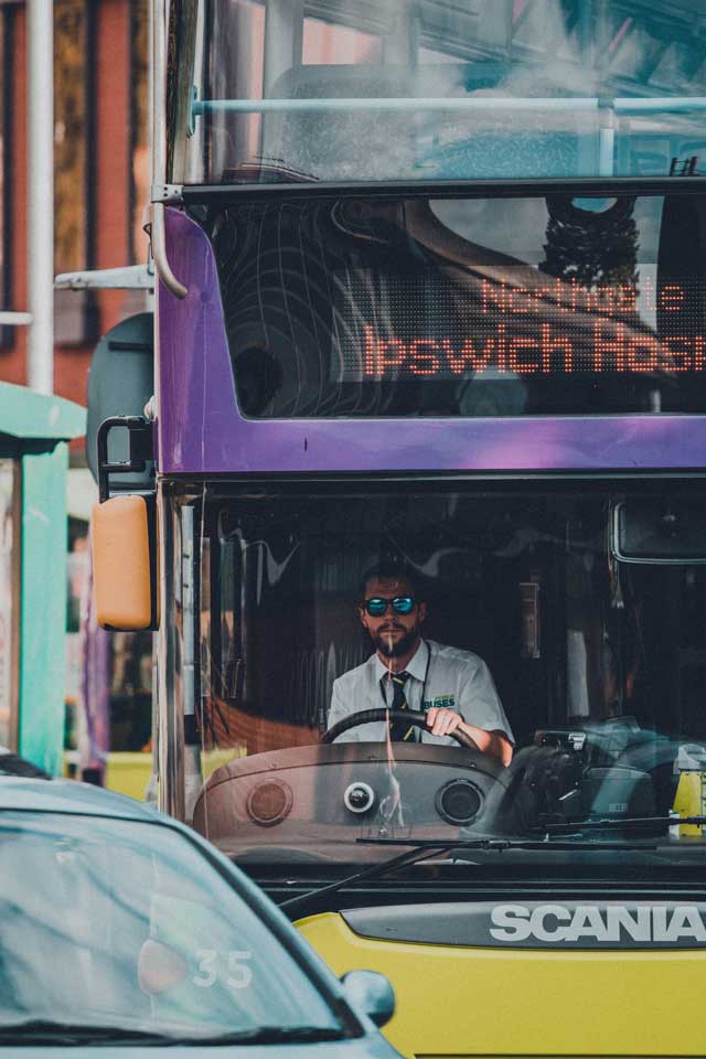 bus-driver-city