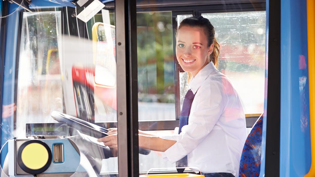 lady-bus-driver